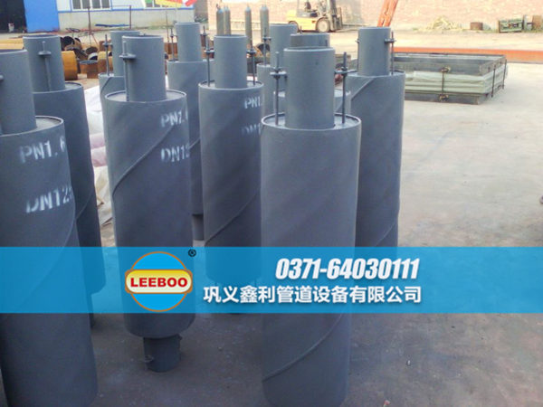 地埋波紋<a href=http://m.mostdrawn.com.cn target=_blank class=infotextkey>補(bǔ)償器</a>發(fā)貨現(xiàn)場(chǎng)