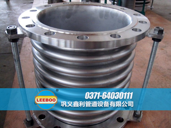 波紋<a href=http://m.mostdrawn.com.cn target=_blank class=infotextkey>補償器</a>現(xiàn)場實圖