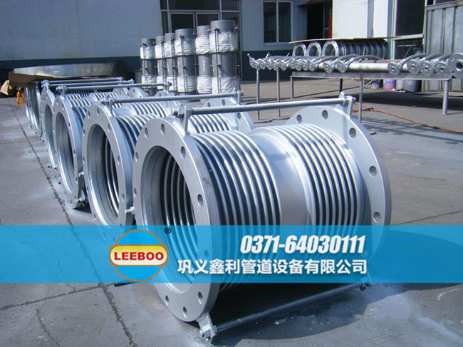 雙波<a href=http://m.mostdrawn.com.cn target=_blank class=infotextkey>補償器</a>組裝現(xiàn)場